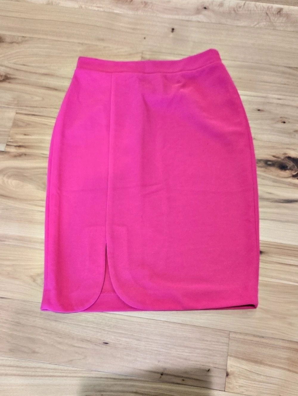 ELLE Pencil Skirt in Pink Size XS Like New